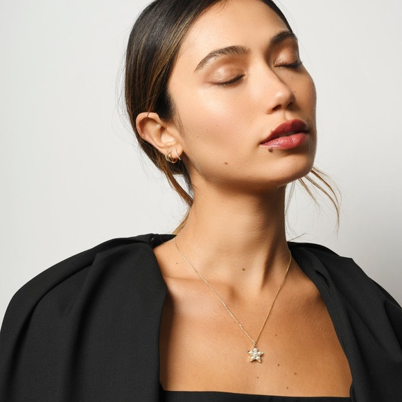 Ariel Gordon Pave Huggie 14K Yellow Gold (Single) - Picture 4 of 10